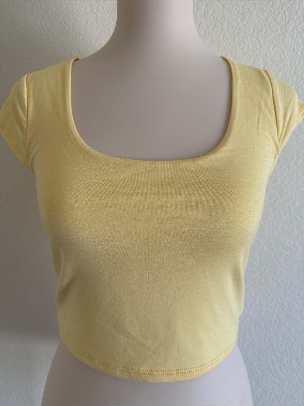 gaze Butter Yellow Scoop-Neck Top